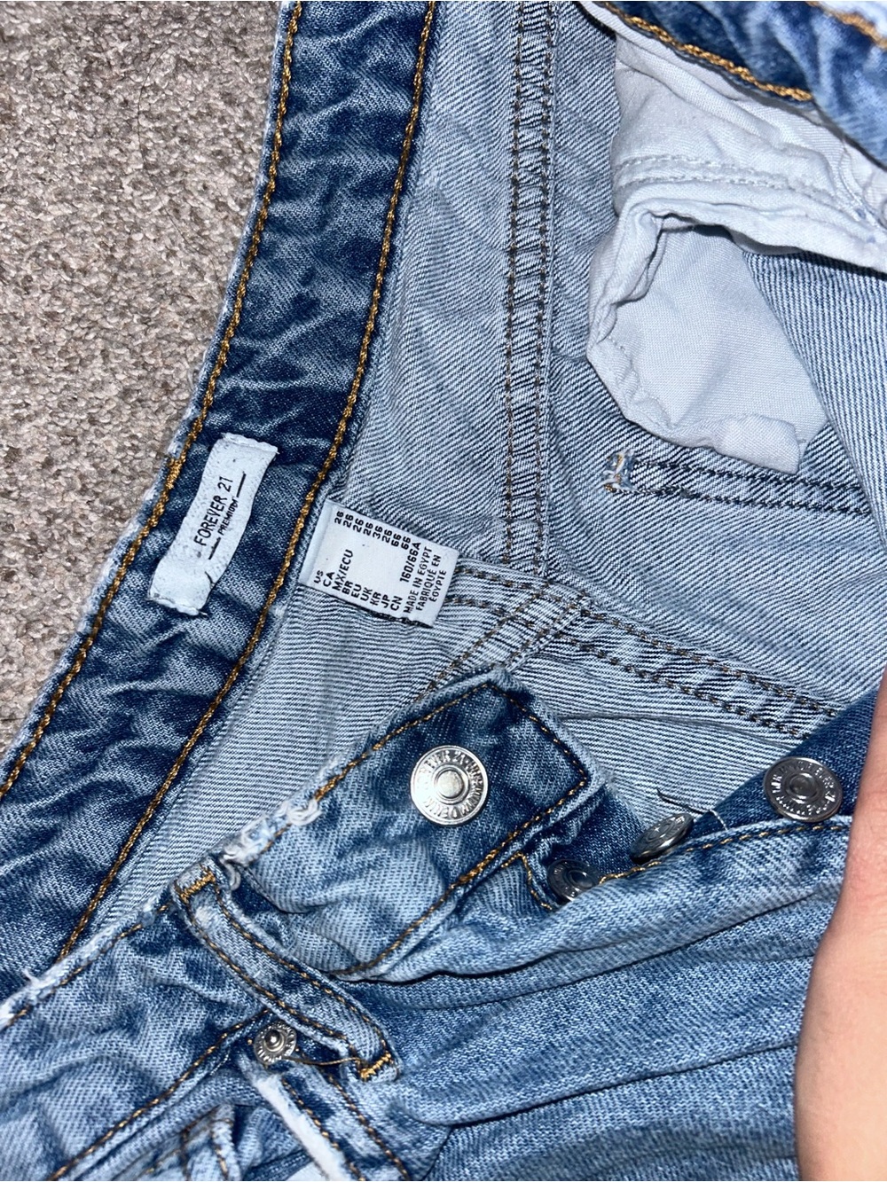 Forever 21 Ripped Light Blue Boyfriend Jeans - Picture 3 of 3